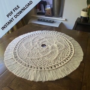 Macrame Spinning Star Table Centrepiece Pattern, Instant Digital download of PDF with photos by ButOneString, Intermediate macrame Pattern