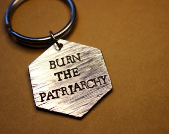 Burn The Patriarchy zilveren zeshoek sleutelhanger