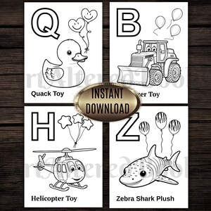 Op de afbeelding: Zwart-wit illustraties van speelgoed, waaronder een eend, een bulldozer, een helikopter en een zebrahaai, elk met een letter van het alfabet. De teksten eronder luiden "Quack Toy", "Dozer Toy", "Helicopter Toy" en "Zebra Shark Plush".