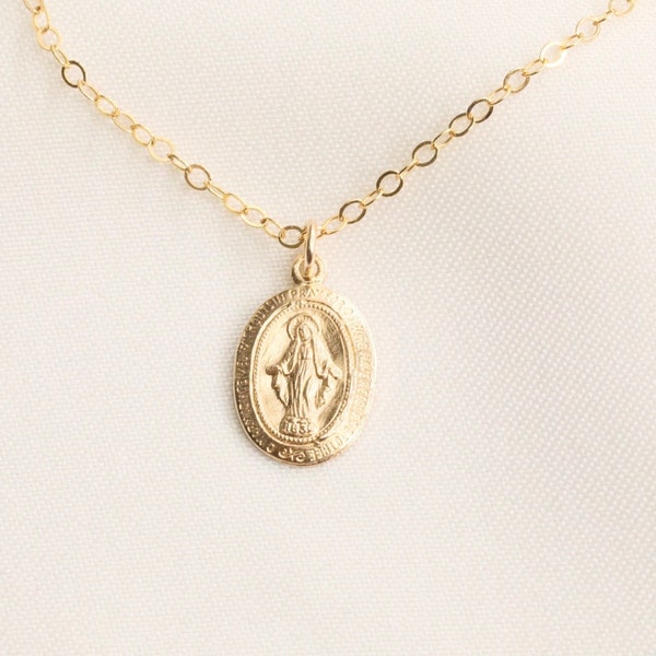 Tiny Virgin Mary Necklace / Religious Necklace / Religious Jewelry / Miraculous Medal /  Catholic Necklace / Virgin Mary /  Medallion