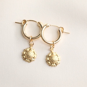 Gold Filled Sonnenblume Ohrringe, Floral Ohrringe, Blumen Ohrringe, Gold Ohrringe, Zierliche Ohrringe, Blumen Schmuck, Ohrringe für Frauen