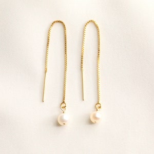 Pendientes de perla rellenos de oro, pendientes de cadena delicados, pendientes de perla, pendientes sencillos, pendientes minimalistas, pendientes de perla para mujer