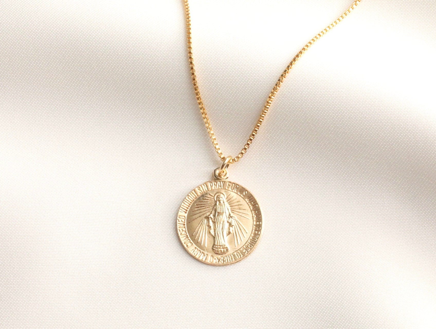 14k Gold Filled Virgin Coin Mary Necklace, Gold Medallion Necklace, Coin Necklace, Layering Necklace, Religious Necklace, Gift For Her