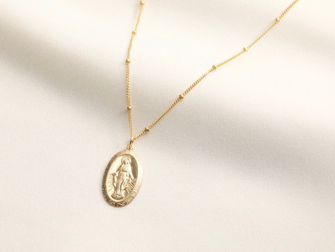 14k Gold Filled Virgin Mary Oval Medallion Necklace - Etsy