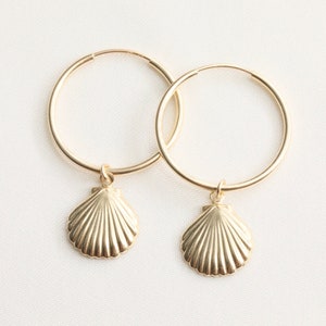 Shell Earrings / Beach Jewelry / Beach Earrings / Summer Earrings / Mother of Pearl / Seashell earrings / Mermaid Earrings