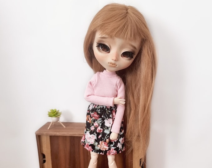 Jupe noire à fleurs roses - Pullip
