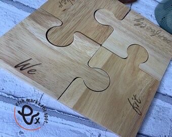 Engraved Bamboo Jigsaw Coaster Set: Family Quote Decor