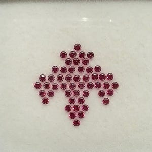 Gema de rubí rosa de talla redonda de 2,16 quilates, piedra de acento pequeña, piedra de rubí suelta, piedra de joyería delicada, piedra de nacimiento de julio hecha a mano, gema redonda pequeña