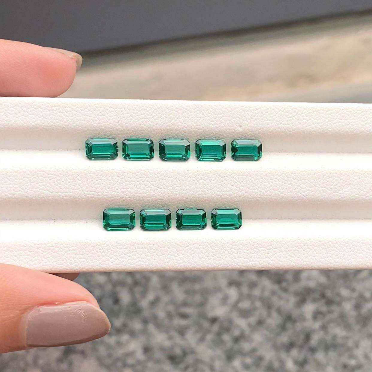 4.42 Ct, 6.1 X 4.1 MM | Lab Emerald | Green Emerald | Neon Emerald