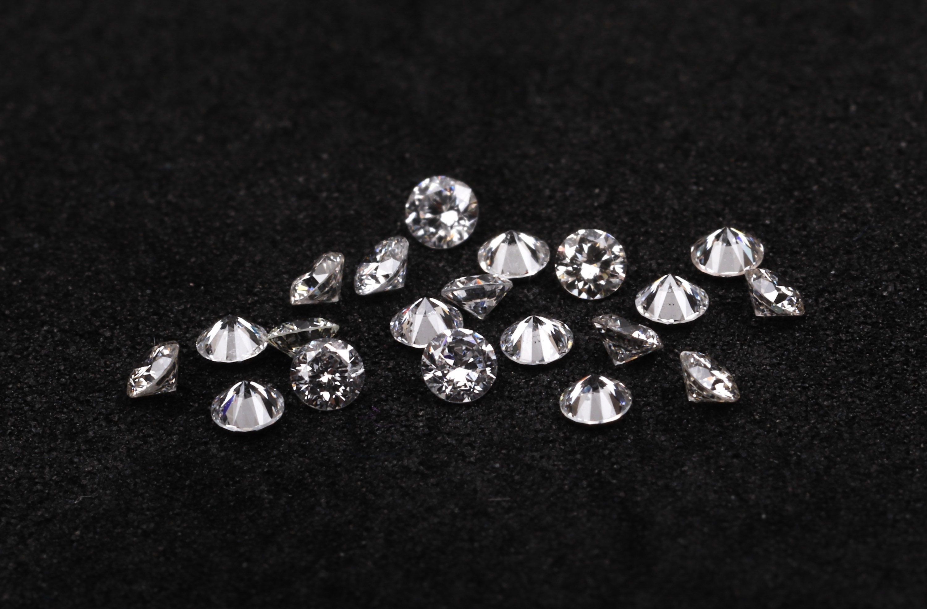 Diamants Naturel Certifiés GIA - Gemmes de Haute Qualité taille 0,43 carats Clarté VVS1 Couleur D Real gems Natural Diamond
