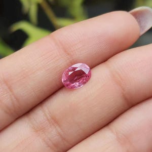 0,94 ct, 7,9 X 5,8 MM | Natürlicher Saphir | Loser Saphir | rosa Saphir | ovaler Saphir | Saphir Für Ehering & Verlobungsring | OMG0127