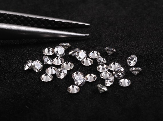 10 Pcs Natural Round Cut Diamonds - 2.5 Mm, D Color, VVS1 Clarity (0.60 Ct Total)