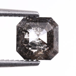 0.54カラット、4.3 x 4.3mm | ソルト＆ペッパーエメラルドカットダイヤモンド | 婚約指輪・結婚指輪用天然ルースダイヤモンド | OM6164