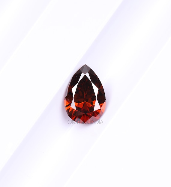 0.75 CT | レッドダイヤモンド | ペアカットダイヤモンド | ラボ