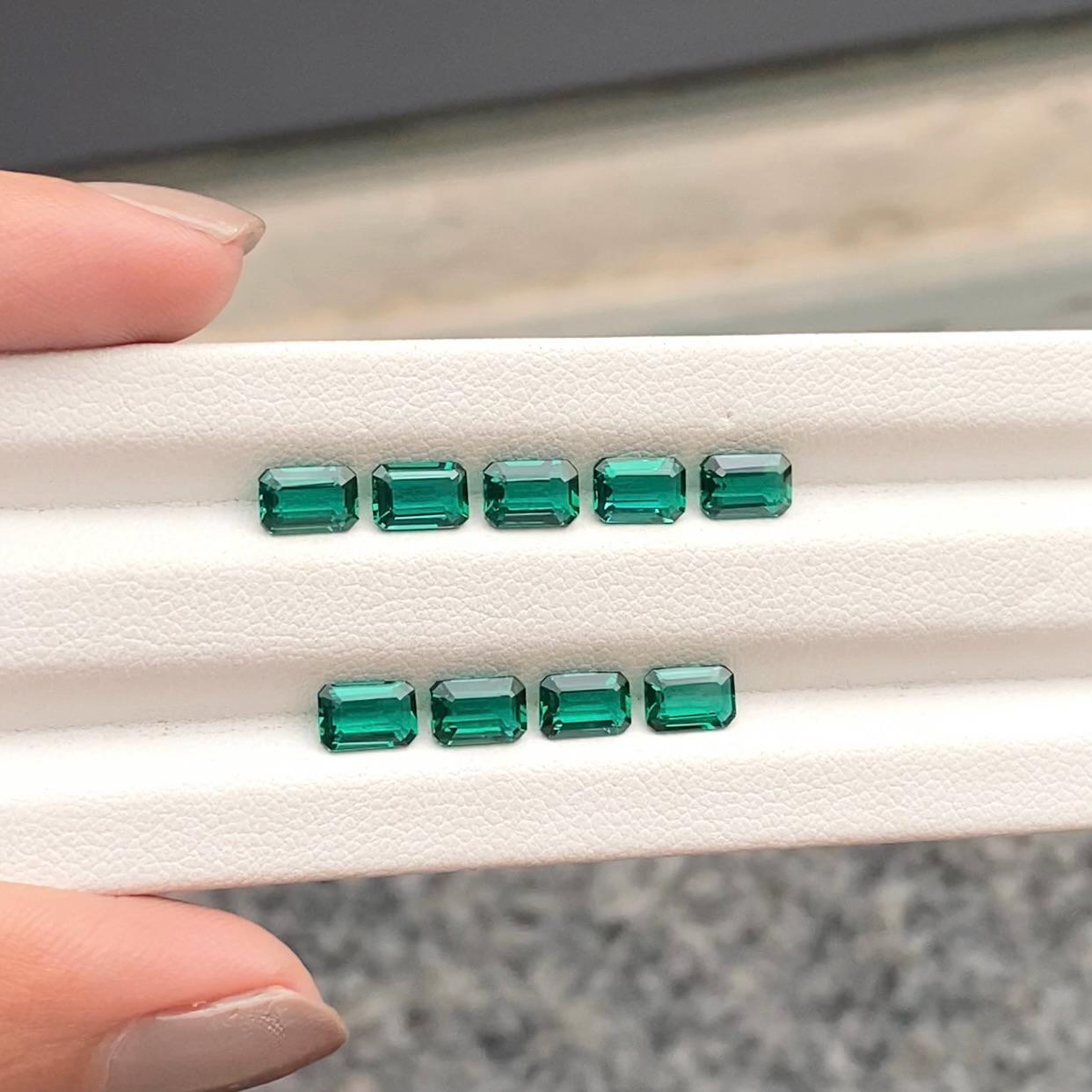 4.42 Ct, 6.1 X 4.1 MM | Lab Emerald | Green Emerald | Neon Emerald