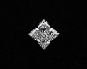 0.53 CT, 4.7 MM | Lab Grown Diamond | Lily Cut Diamond | Floral Diamond | Unique Cut Diamond | CVD Diamond | Lab Diamond For Pendant COM0019