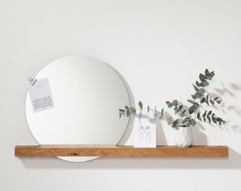 Wandspiegel aus Eiche mit praktischer Ablage