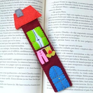 Felt House Bookmark: Handmade Whimsical Reader Gift - Etsy