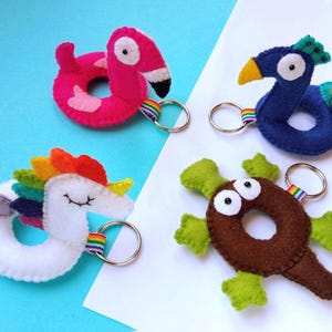 Schlüsselanhänger aus Filz: Handgemachter Flamingo, Einhorn, Pfau, Schnabeltier