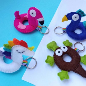 Pool-Schwimmkörper Filz Schlüsselanhänger, Flamingo-Einhorn, Pfau, Schnabeltier, Rucksackanhänger, Taschenschmuck, Pool-Party-Geschenk.