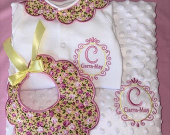 Personalised Baby Grow, Blanket & Bib Gift Set – Embroidered Baby Gift – Newborn Hospital Outfit –Custom Baby Shower Gift Newborn to 3 Years