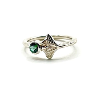 GINKGO RING. Ginkgo Biloba ring met edelsteen naar keuze. Handgemaakt. 925 zilver.
