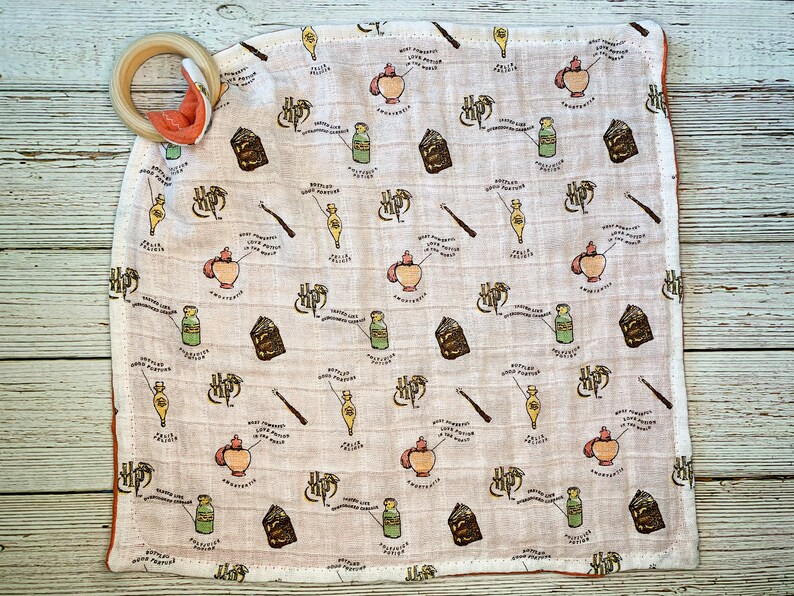 Harry Potter Teething Ring and Snuggle Blanket; Harry Potter Security Blanket; Muslin Blanket; Wooden Teething Toy; Wooden Teether Ring