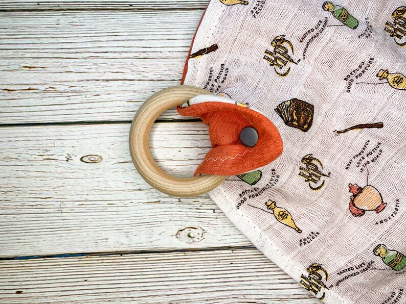 Harry Potter Teething Ring and Snuggle Blanket; Harry Potter Security Blanket; Muslin Blanket; Wooden Teething Toy; Wooden Teether Ring