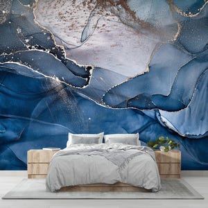 Blaues abstraktes Marmor Wandbild Tapete Schälen und Aufkleben / Traditionelle Tapete Marine Blau Gold Marmor Wandbild