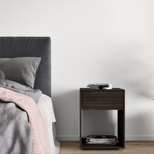 European Beech Nightstand Organiser - Sleek and Functional Bedside Table with Drawer