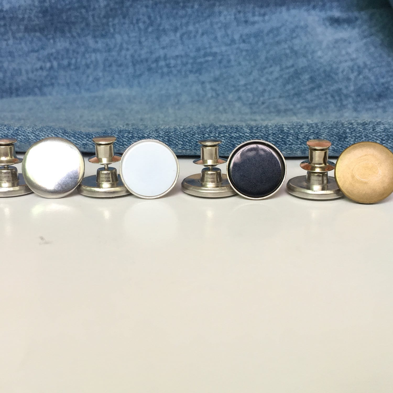 VEVOR Macchina Per Bottoni Macchina Per Spille Bottoni Badge Spille Personalizzate Per - Foto 11