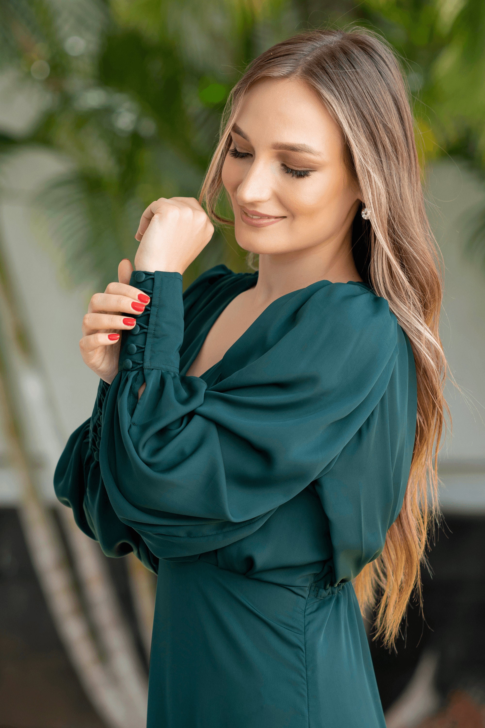 chinese dress ladies Valina | Green Ruched Asymmetric Maxi Dress with Drape