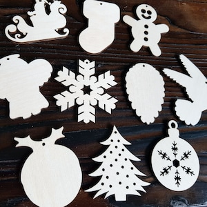 Forme natalizie in legno, ritagli di legno per decorazioni artigianali, decorazioni fai da te
