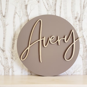 Letrero con nombre personalizado, decoración redonda de madera personalizada para guardería, placa para estante de dormitorio infantil, para puerta o caja de juguetes, regalo para bebé recién nacido de 12''