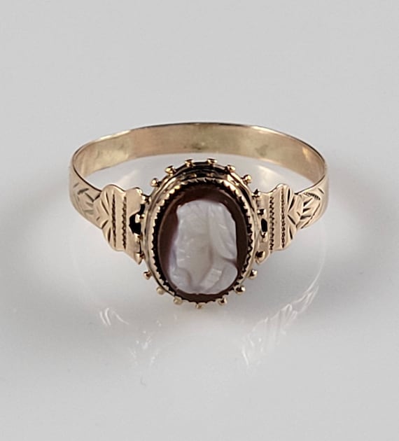 Antique Edwardian Carved Shell Cameo Ring in 10KT… - image 7