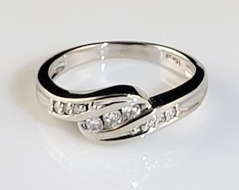 Estate Diamond 14KT White Gold Highway Ring
