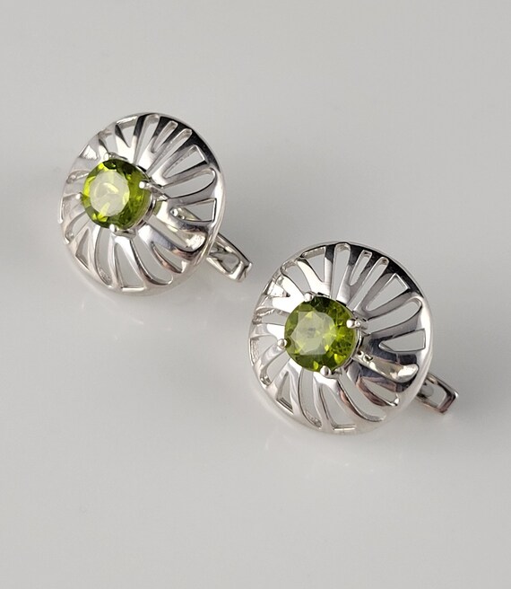 Estate Modernist Genuine Peridot Sterling Earrings - image 2