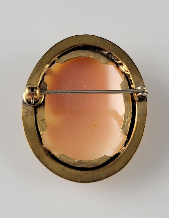 Antique Shell Cameo in a Rolled Gold Frame - image 7