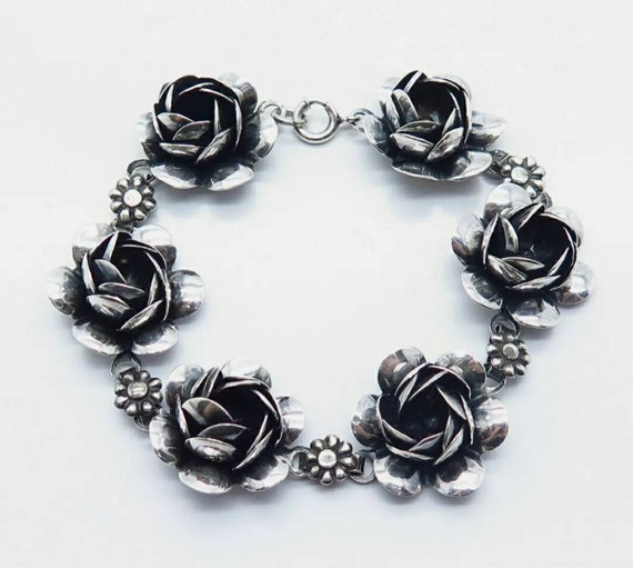 Lovely Vintage Silver Craft Rosebud Link Bracelet… - image 1