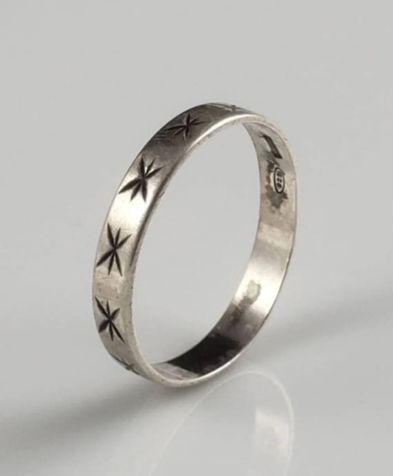 Victorian Etched Star Pattern Sterling Wedding Ban