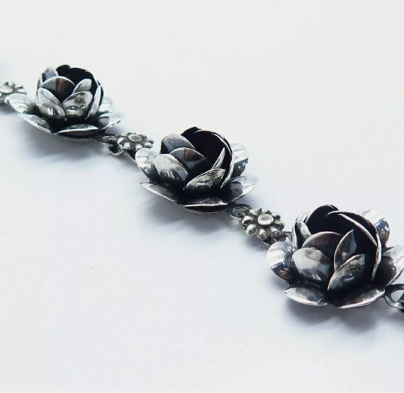 Lovely Vintage Silver Craft Rosebud Link Bracelet… - image 4