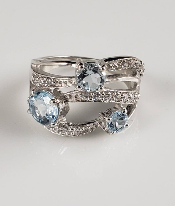 Classic 2.25 ctw Swiss Blue Topaz Sterling Highway