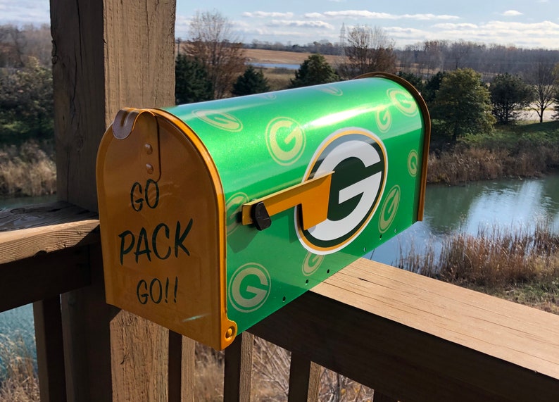 Custom painted Green Bay Packers mailbox Etsy