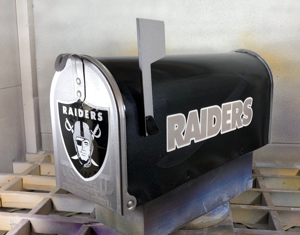 Custom Airbrushed Raiders Mailbox Etsy