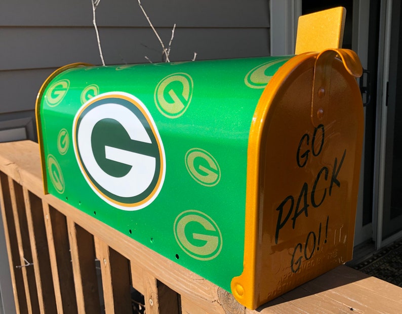 Custom painted Green Bay Packers mailbox Etsy