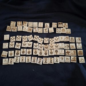 Eenvoudige tarotkaarttegels voor waarzeggerij Berk echt hout lasergeëtst mini draagbaar