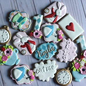 Alice theme cookies