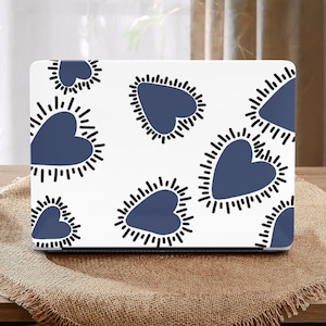Cute Heart Macbook Case Hard Protective Laptop Cover For Mac 16 15 14 13 11 Inch For Macbook Air 15/13 Pro 14 2022 2023 2024 M2 M3 M1
