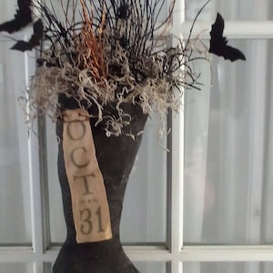 Witch Shoes, Witch Boots , Halloween Decorations , Halloween Decor , Halloween Door Decoration , Halloween Wreath