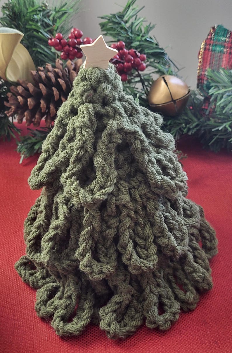 Loopy Tree Handmade Crochet Loopy Christmas Tree Set of Three With Wooden Star ...